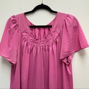 Vintage house dress scallop neck short sleeve floral embroidered night gown SzL